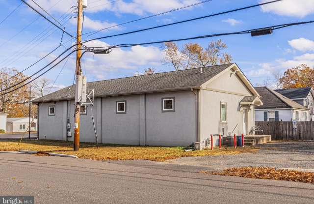 58 WHITE HORSE Pike photos photos