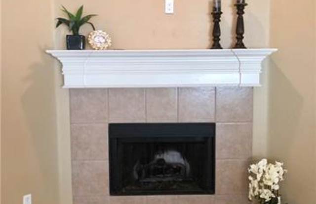 4405 Emerald Leaf Drive Gallery 3
