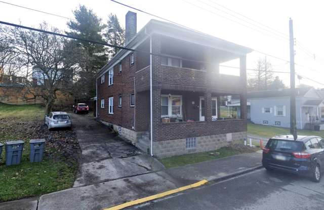 534 Cavitt Avenue - Lower - 534 Cavitt Avenue, Trafford, PA 15085 534 Cavitt Avenue - Lower - 534 Cavitt Avenue, Trafford, PA 15085