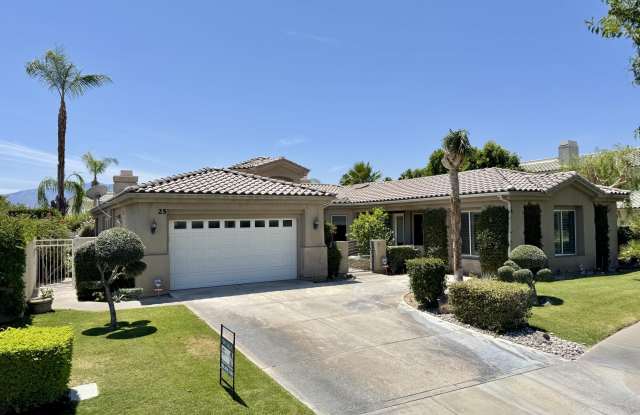 25 Buckingham Way photos photos
