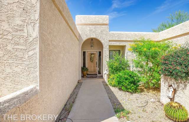 3102 E. Rose Lane Gallery 3