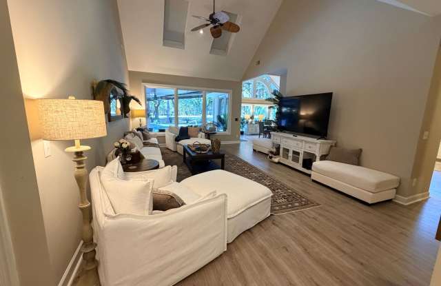 Beautifully Furnished Indigo Run Home with Pool- Six Month Lease Gallery 1