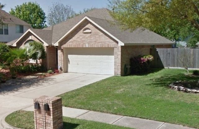 1928 Waterford Way - 1928 Waterford Way, Seabrook, TX 77586