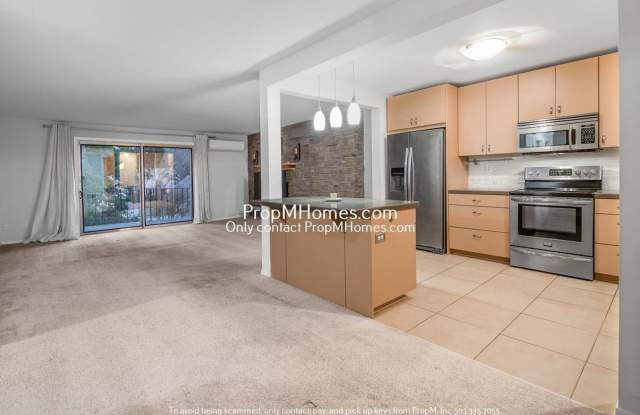 Cozy Two Bedroom Condo at Oswego Terraces! photos photos