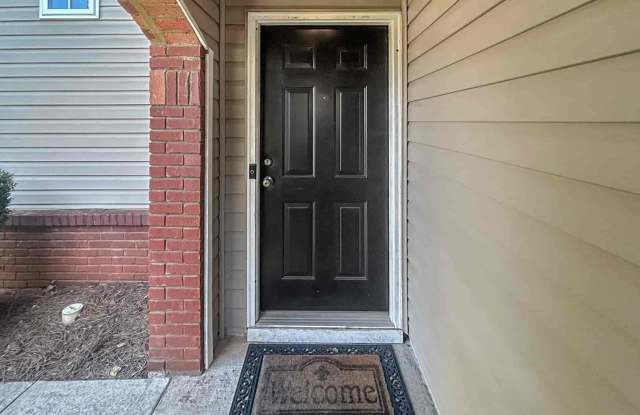 Charming 3BR Cobb County Retreat in Cul-de-Sac! Gallery 4