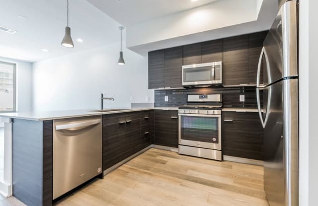 1800 E 4th St - 1800 4th St, Austin, TX 78702