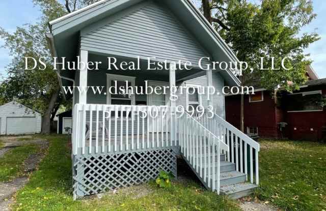 2213 Beal Ave, Lansing, MI 48910 photos photos