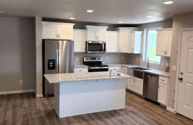 Modern Townhome in South Bismarck! Newly Available! photos photos