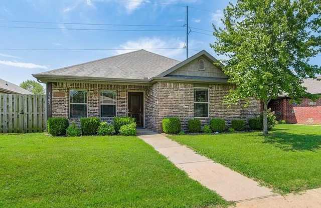 ***3905 SW Capstone Avenue*** photos photos