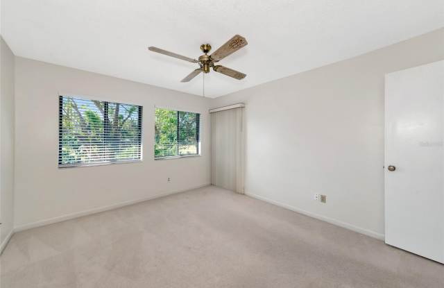 4526 LONGWATER Gallery 4