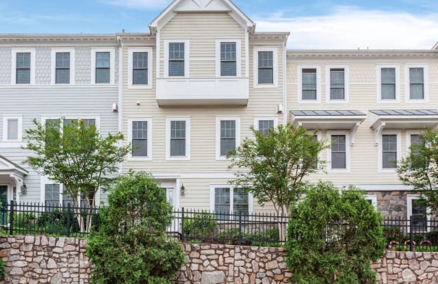 106 WASHINGTON STREET - 106 Washington Street, Occoquan, VA 22125