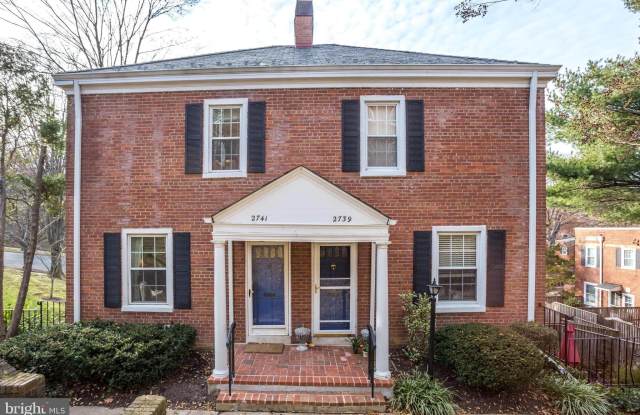 2741 S BUCHANAN STREET - 2741 South Buchanan Street, Arlington, VA 22206