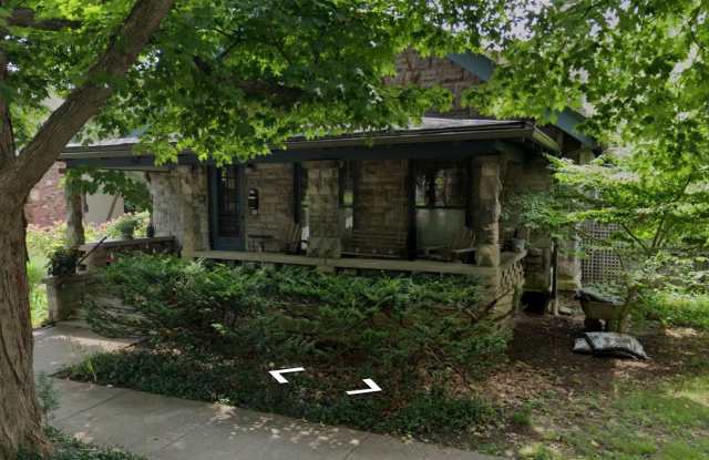 Available August 2026! Large 4BR/2BA Law and Optometry Schools - 710 South Fess Avenue, Bloomington, IN 47401