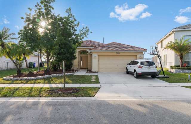 1886 NW 145th Ter - 1886 Northwest 145th Terrace, Pembroke Pines, FL 33028