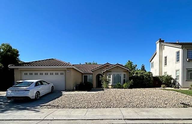 Hard to find Dixon single story home! photos photos