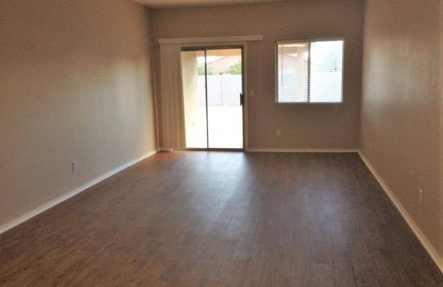 6417 W Elwood St Gallery 2