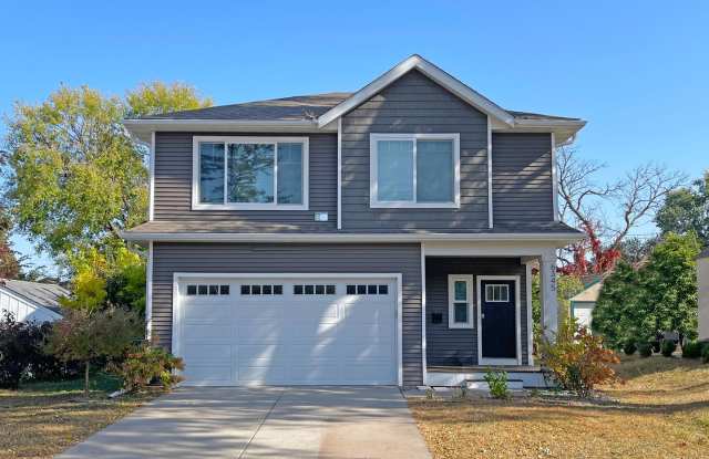 Spacious and Modern 4 Bedroom 3 Bath in Richfield is Pet Friendly! photos photos