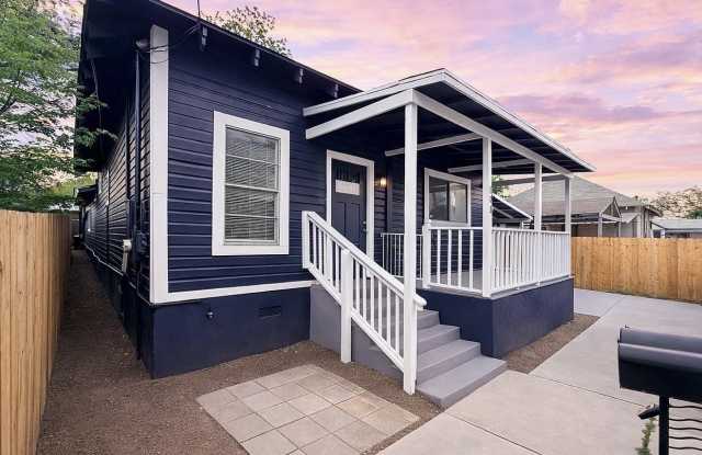 105 Dewitt Gallery 4
