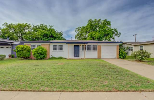 Charming Updated 3 Bedroom photos photos