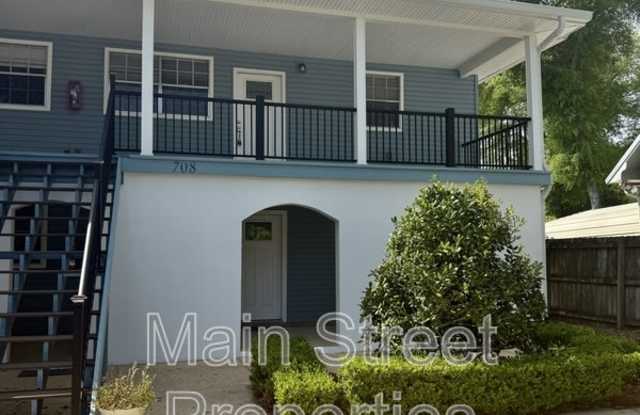 708 Bayshore Drive - 708 Bayshore Drive, Warrington, FL 32507