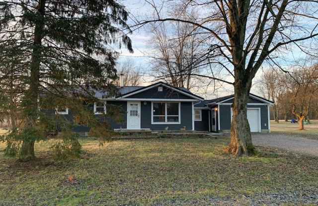 Coming soon-Shelby Schools, country ranch with garage photos photos