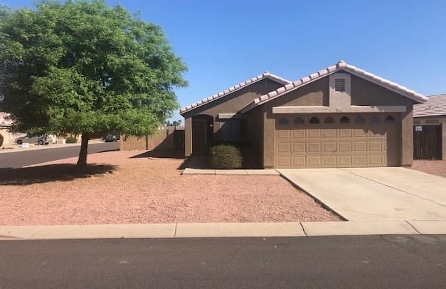15762 W Young St photos photos