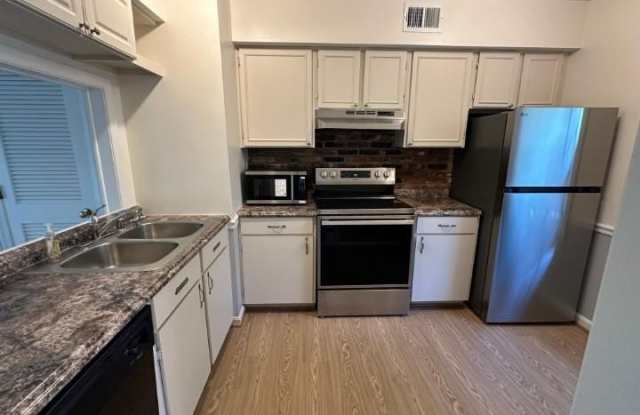 8412 FORRESTER Boulevard Gallery 2