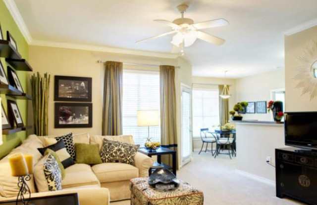 11298 Taylor Draper Ln Gallery 4