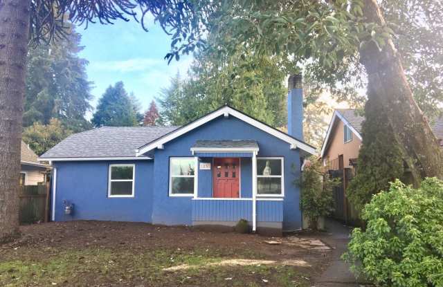 1251 NE 100th St - 1251 Northeast 100th Street, Seattle, WA 98125