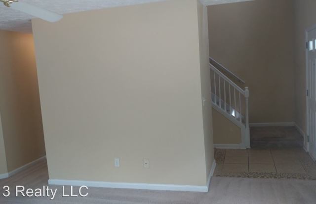 8561 Lakemeadow Dr Gallery 2