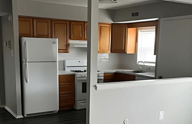 1700 Grant photos photos