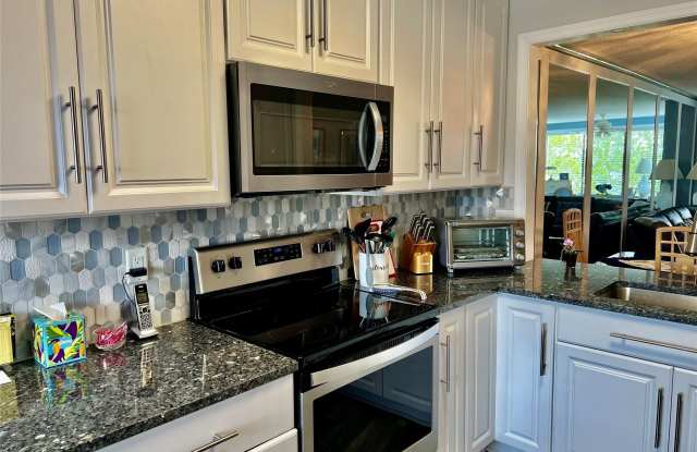 9787 N BELFORT Circle Gallery 4