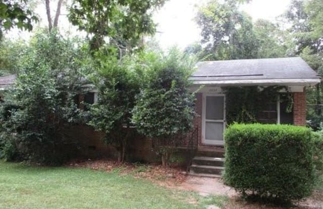 2826 Irby Drive - 2826 Irby Drive, Charlotte, NC 28209