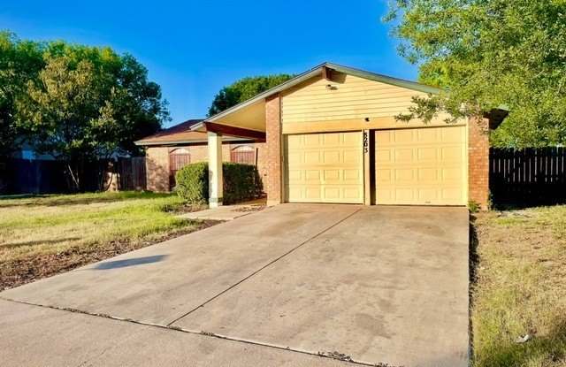 8203 Meadow Swan photos photos