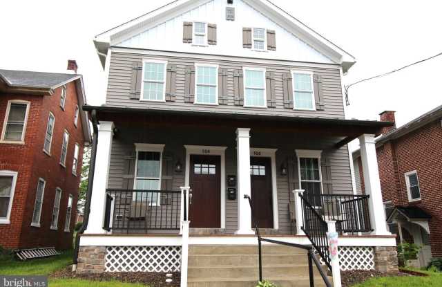 104 W FULTON Street photos photos