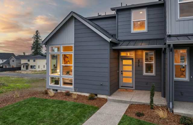 Goregous 3 Bedroom with Loft and Bonus Room! High Ceilings! Pantry! Keyless Entry! Double Oven  MROE! Must SEE! photos photos