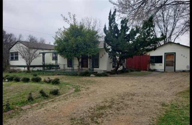 427 S Story Road - 427 South Story Road, Irving, TX 75060