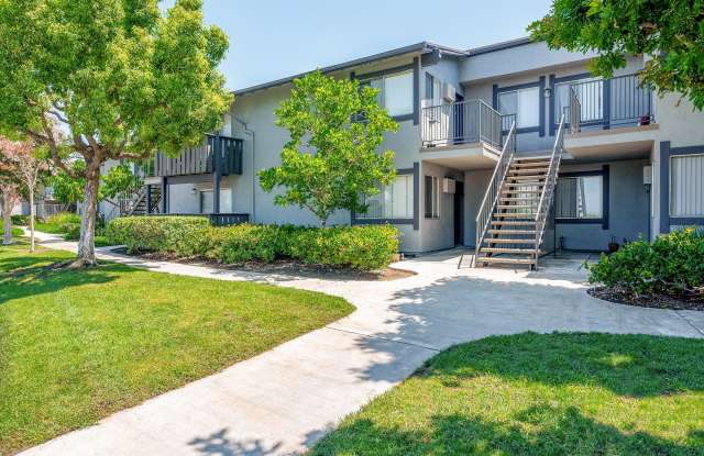 Five Coves Apartment Homes Gallery 2