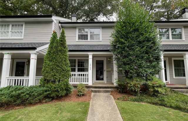 2762 Farmstead Road SE Gallery 1