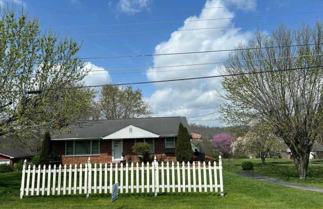 604 Ridgeview Drive photos photos