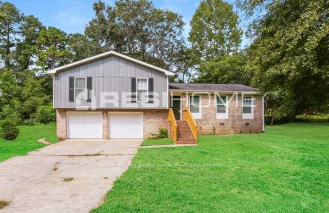 8225 Freestone Drive - 8225 Freestone Drive, Clayton County, GA 30236