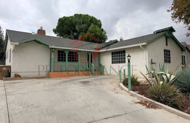 Cozy 3 Bed/1 Bath + Office in Northeast Bakersfield , RBP & Deposit Alternative Option Gallery 3