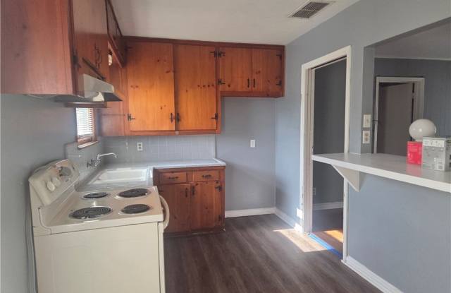 4906 Andover Drive Gallery 4
