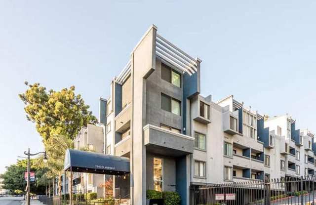 Hollywood Luxury 2 Bed Condo! photos photos Hollywood Luxury 2 Bed Condo! photos photos