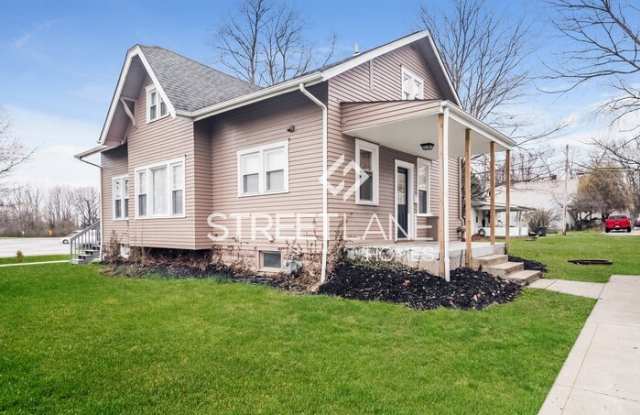 96 North Center Street - 96 North Center Street, Pickerington, OH 43147