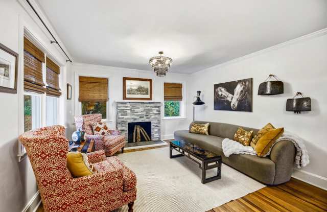 339 Solann Street SE Gallery 4