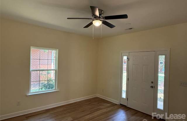 7045 Somerset Springs Drive Gallery 2
