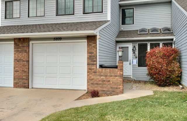 3 Bed/2.5Bath Townhome in Greeley photos photos