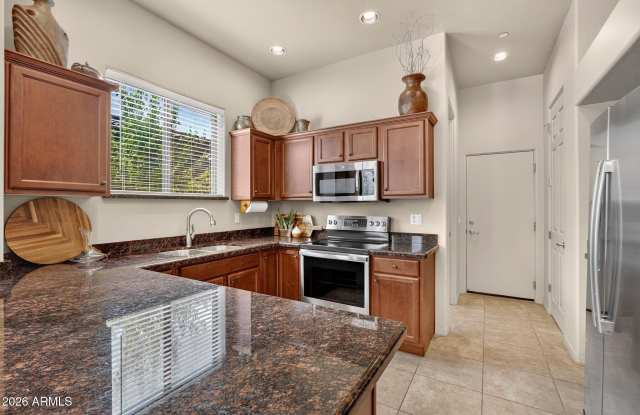 14247 N ASHBROOK Drive Gallery 4