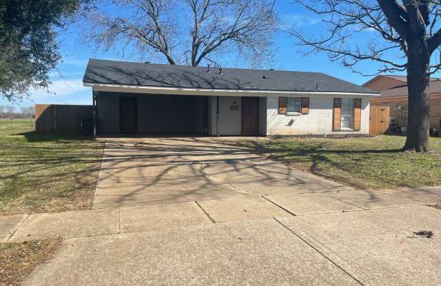 Beautiful 3 Bedroom Home in South Bossier - 4801 General Ewell Drive, Bossier City, LA 71112